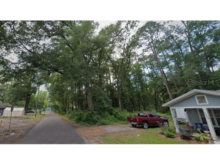 1528 NE 6th Avenue Gainesville FL 32641 O6236633 image3