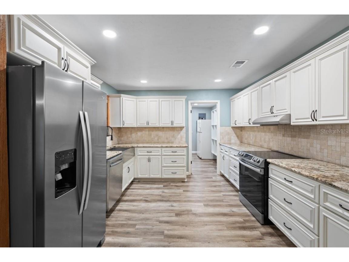 1528 Palm Street NE Steinhatchee FL 32359 - STEINHATCHEE RIVER W7876444 image12