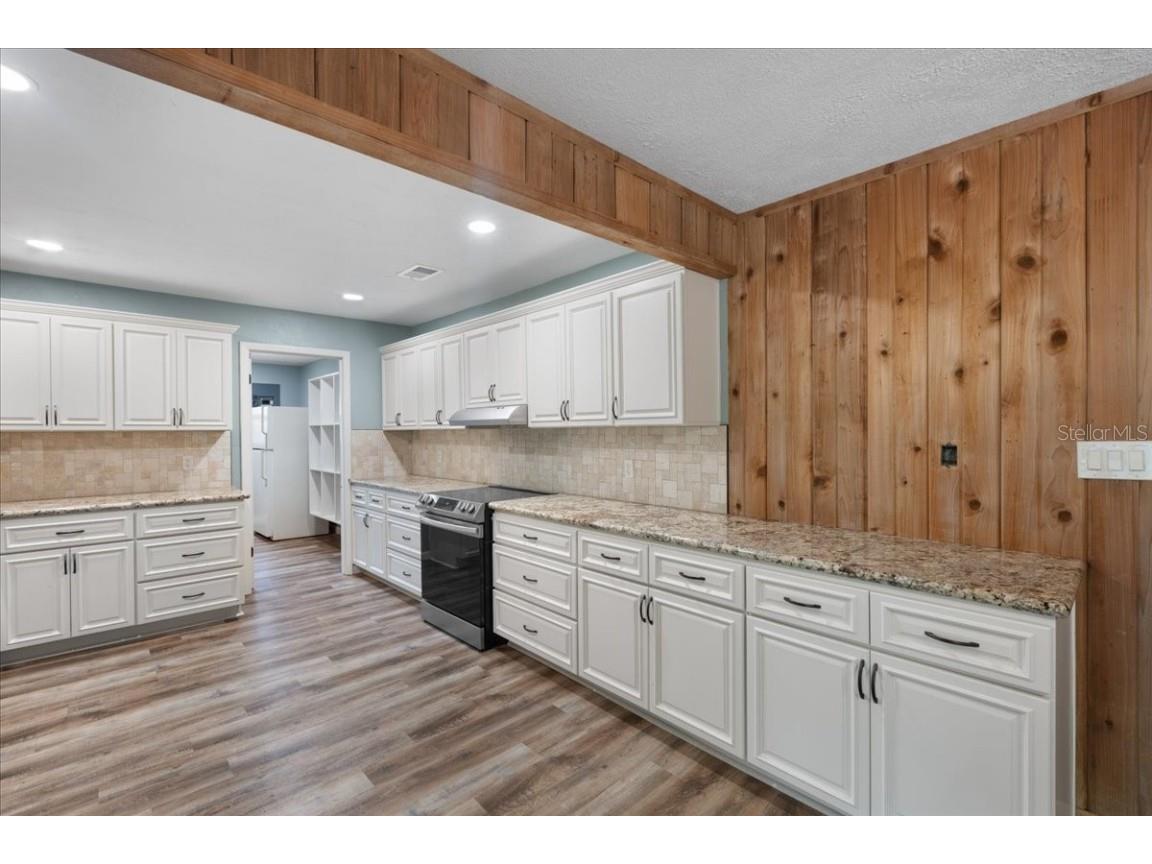 1528 Palm Street NE Steinhatchee FL 32359 - STEINHATCHEE RIVER W7876444 image13