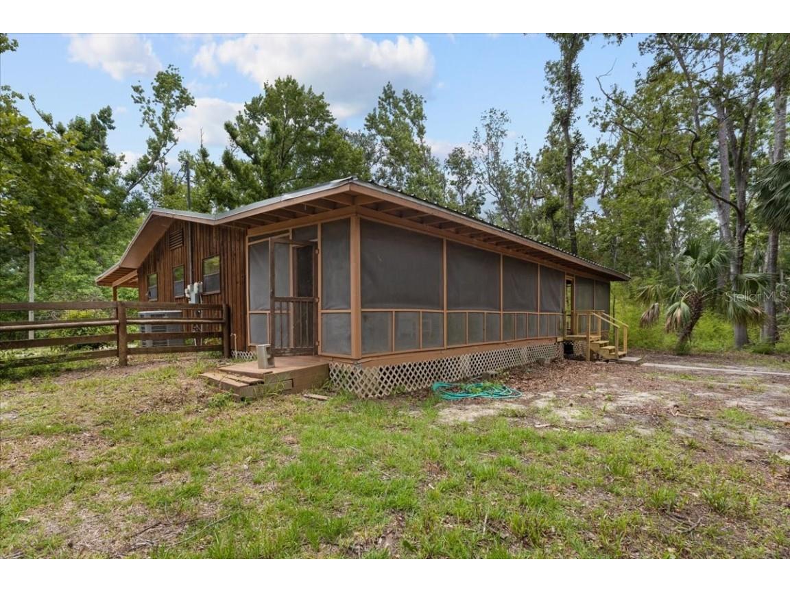 1528 Palm Street NE Steinhatchee FL 32359 - STEINHATCHEE RIVER W7876444 image35