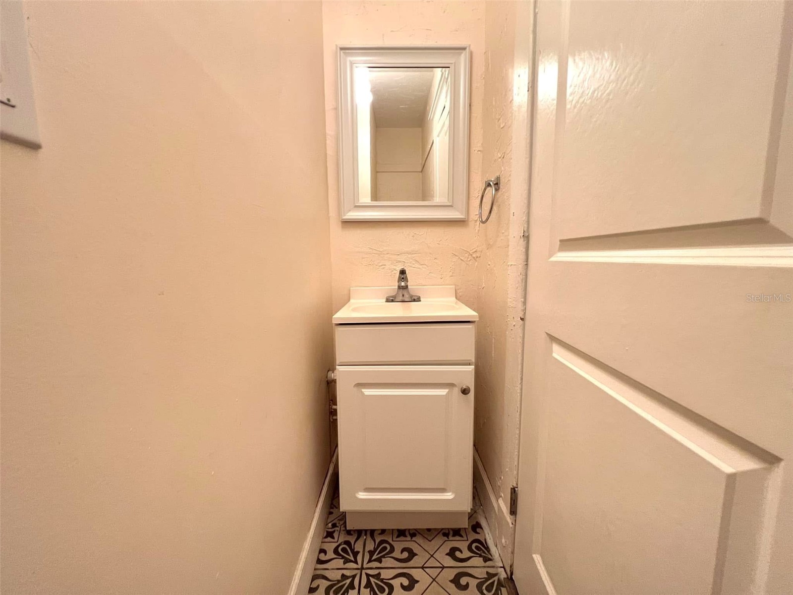 1529 12th Street S #A Saint Petersburg FL 33705 TB8494769 image17