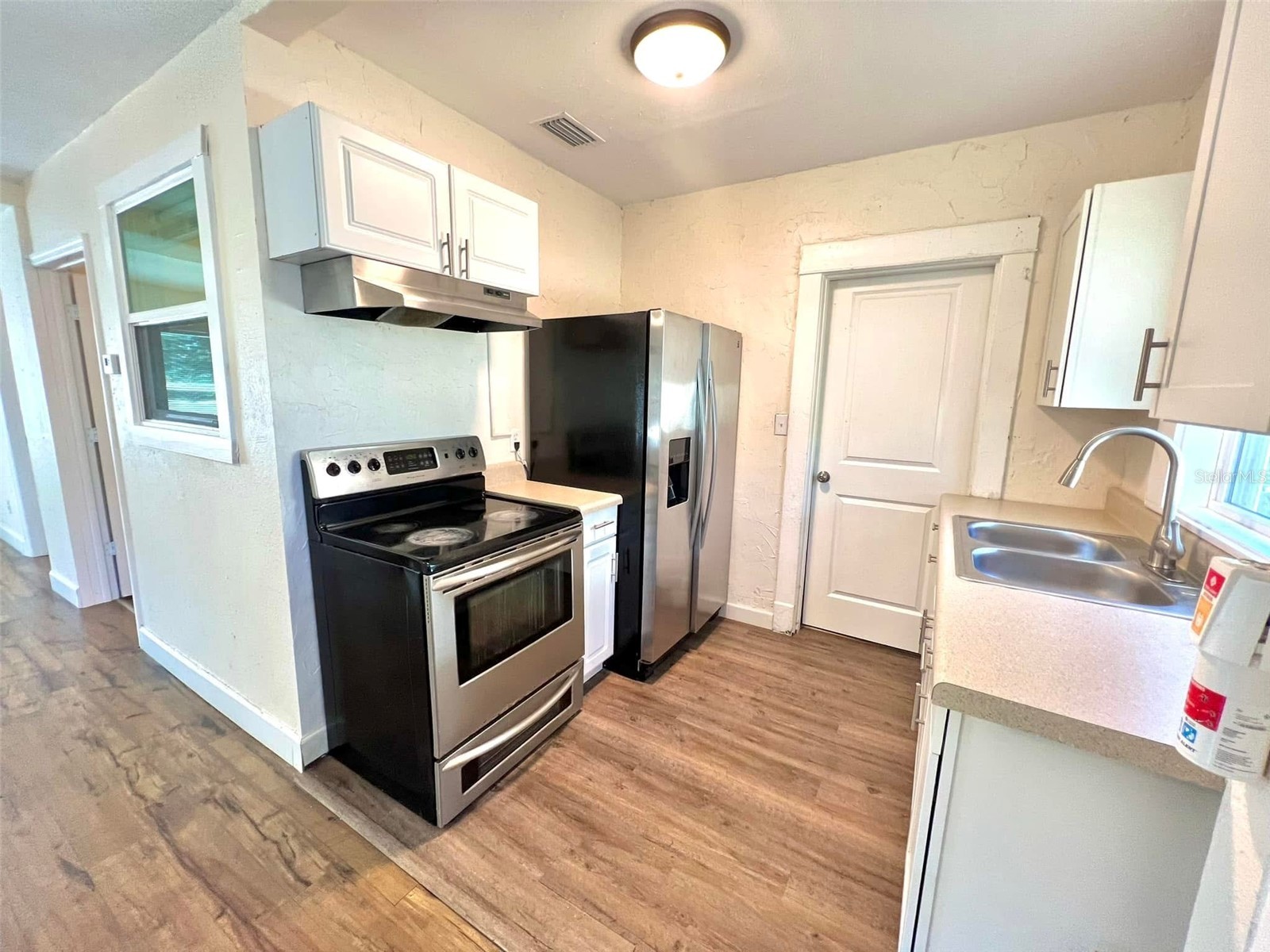 1529 12th Street S #A Saint Petersburg FL 33705 TB8494769 image4