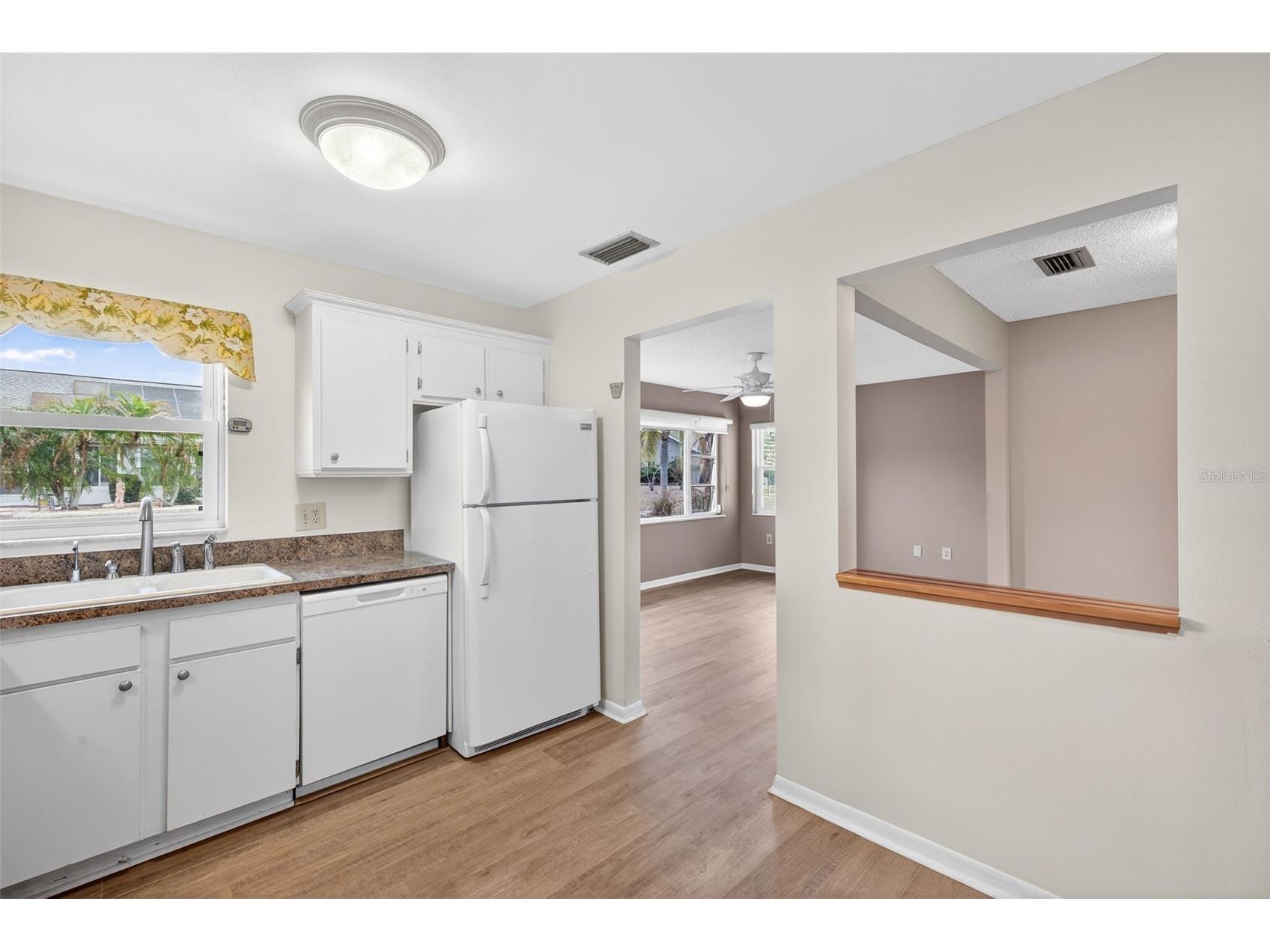 1529 Allegheny Drive Sun City Center FL 33573 A4685820 image12