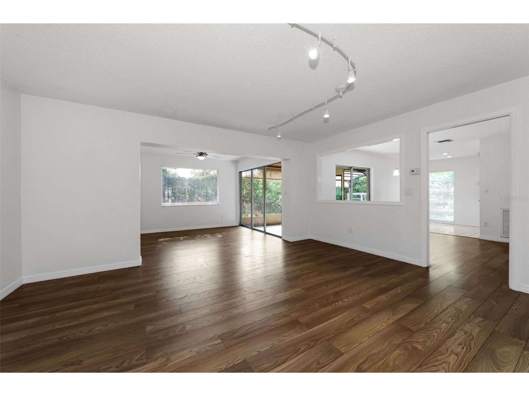 1529 E Dorchester Drive Palm Harbor FL 34684 TB8518054 image5