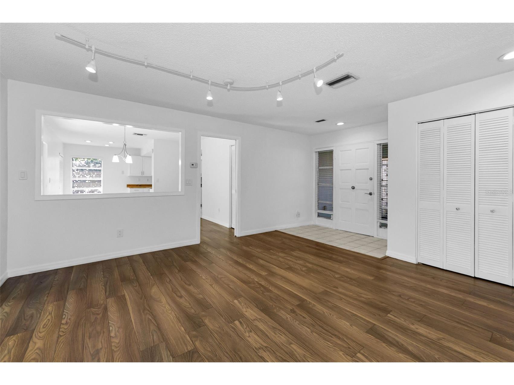 1529 E Dorchester Drive Palm Harbor FL 34684 TB8518054 image6