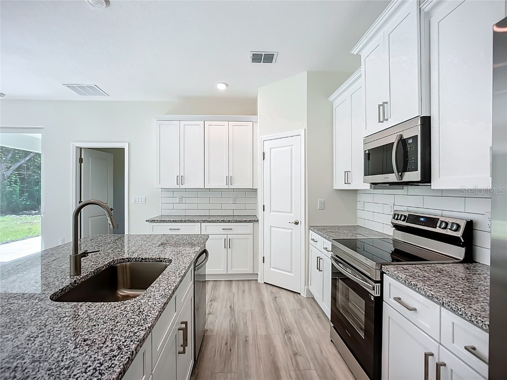 1529 Geranium Avenue North Port FL 34288 OM708295 image5