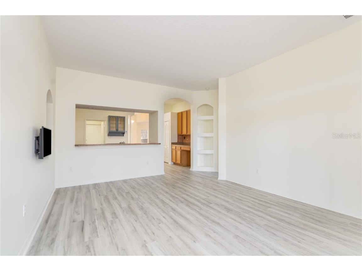 1529 Lake Villa Drive Tavares FL 32778 - LAKE SAUNDERS O6360956 image7