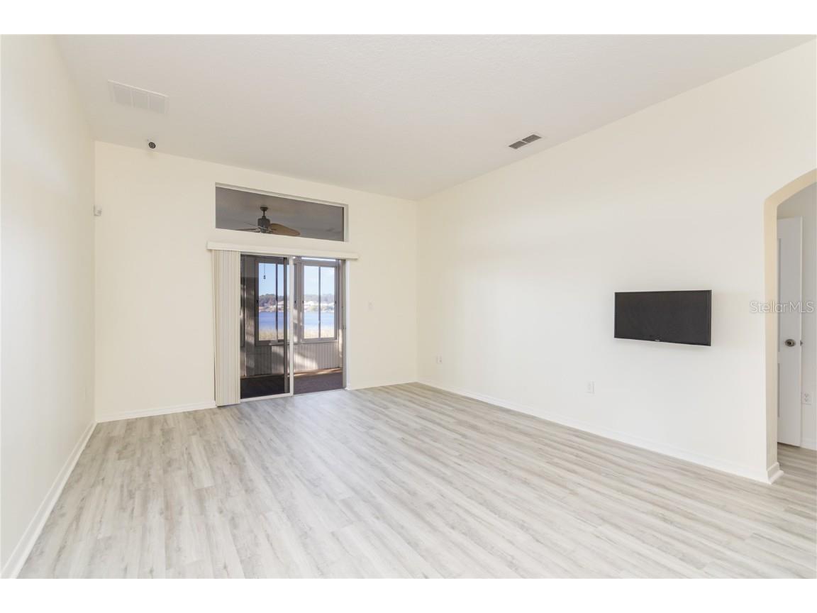 1529 Lake Villa Drive Tavares FL 32778 - LAKE SAUNDERS O6360956 image8