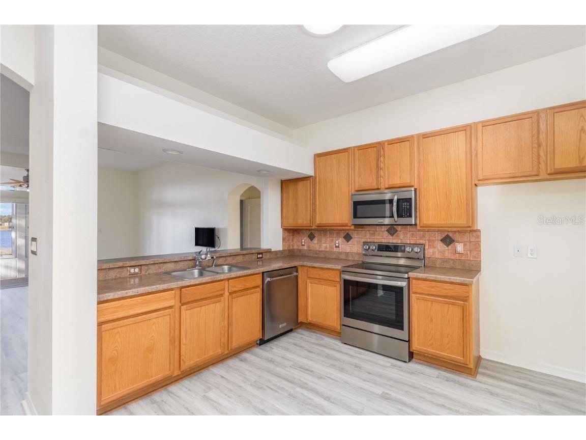 1529 Lake Villa Drive Tavares FL 32778 - LAKE SAUNDERS O6360956 image9