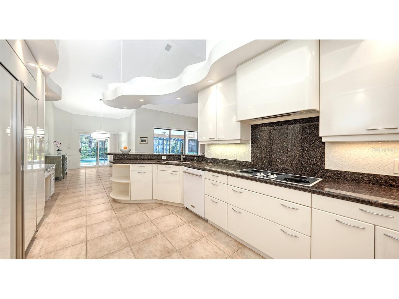 1529 Oak Way Sarasota FL 34232 A4663922 image12