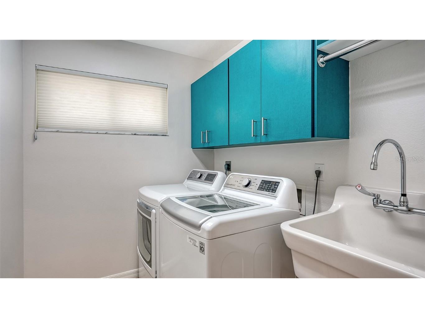 1529 Oak Way Sarasota FL 34232 A4663922 image29