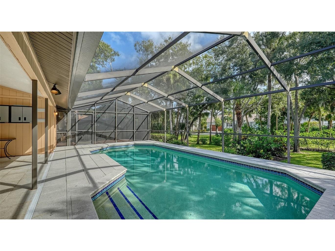 1529 Oak Way Sarasota FL 34232 A4663922 image32