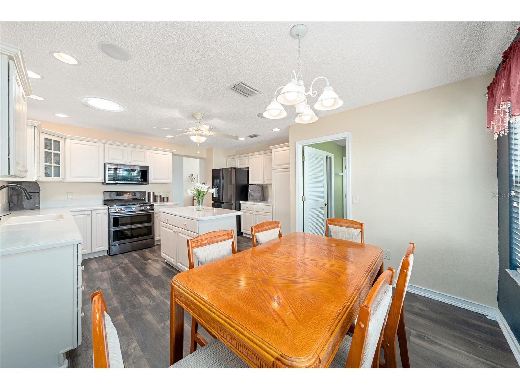 1529 Straton Way The Villages FL 32162 G5112471 image4