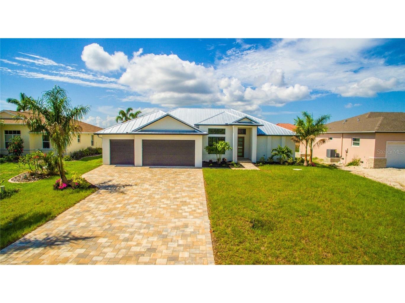 15291 Appleton Boulevard Port Charlotte FL 33981 - ARON WATERWAY TO SANTA CRUZ D6131710 image1