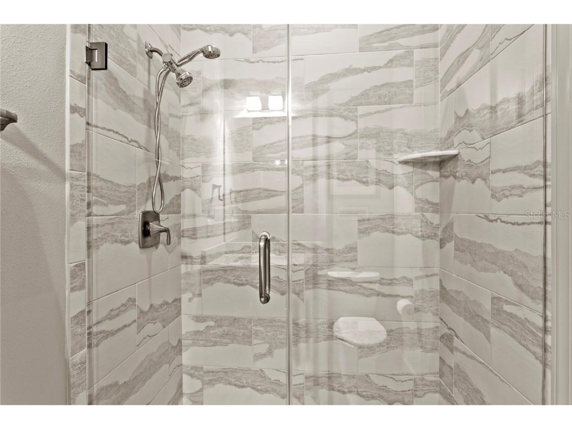 153 5th Avenue NE Saint Petersburg FL 33701 TB8442119 image12