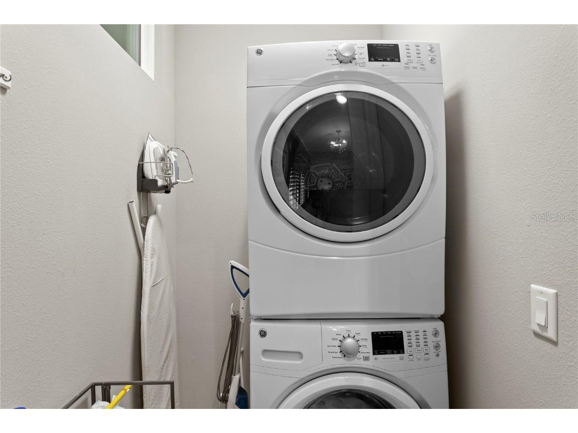 153 5th Avenue NE Saint Petersburg FL 33701 TB8442119 image18