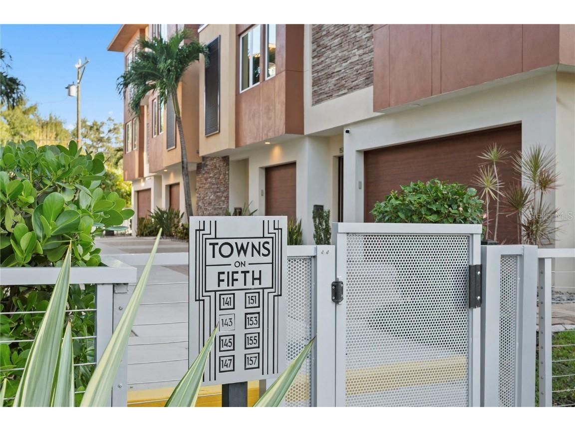 153 5th Avenue NE Saint Petersburg FL 33701 TB8442119 image2