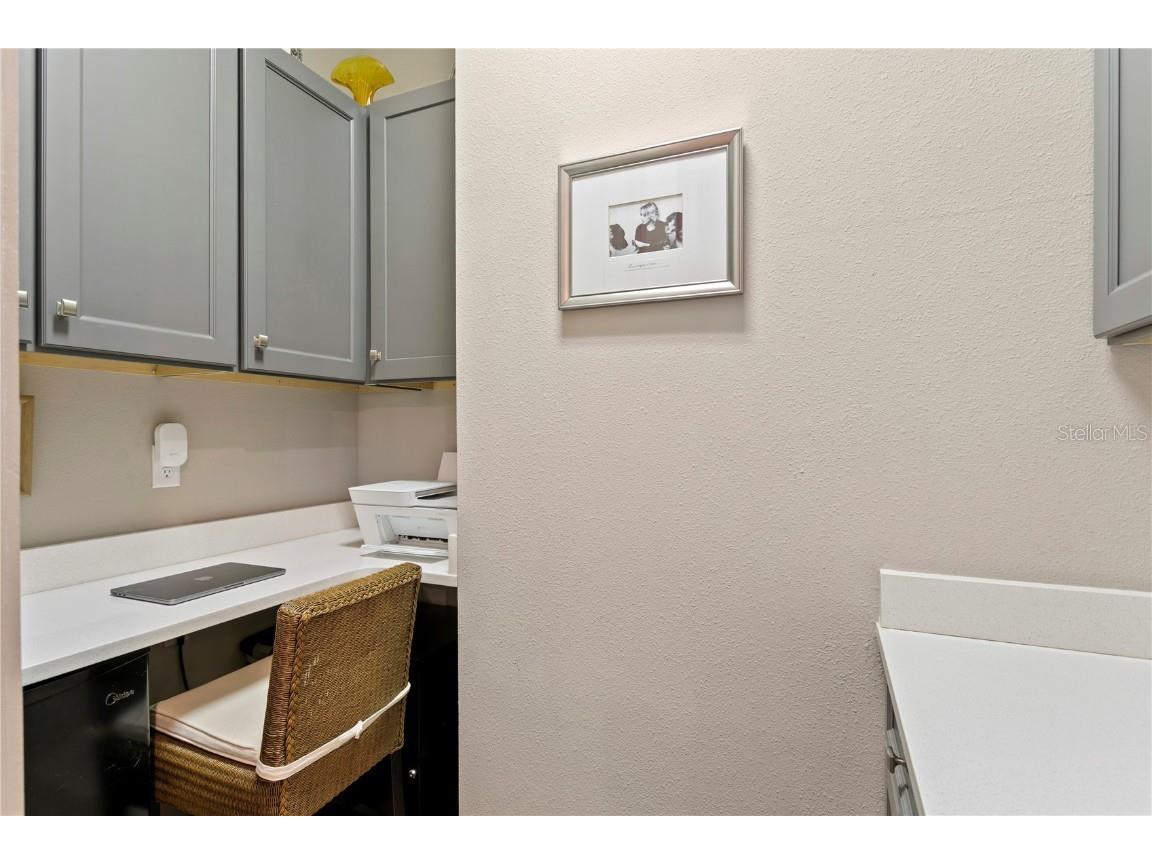 153 5th Avenue NE Saint Petersburg FL 33701 TB8442119 image21