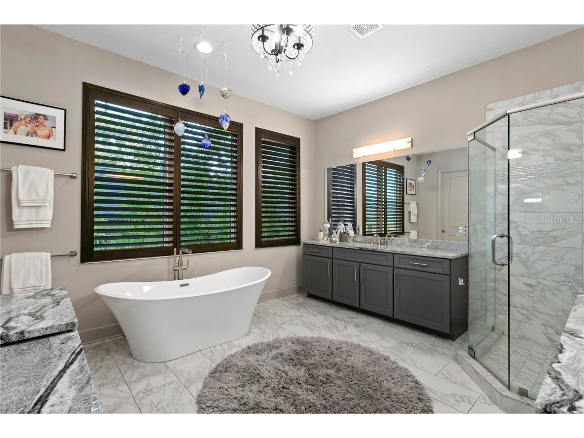 153 5th Avenue NE Saint Petersburg FL 33701 TB8442119 image22