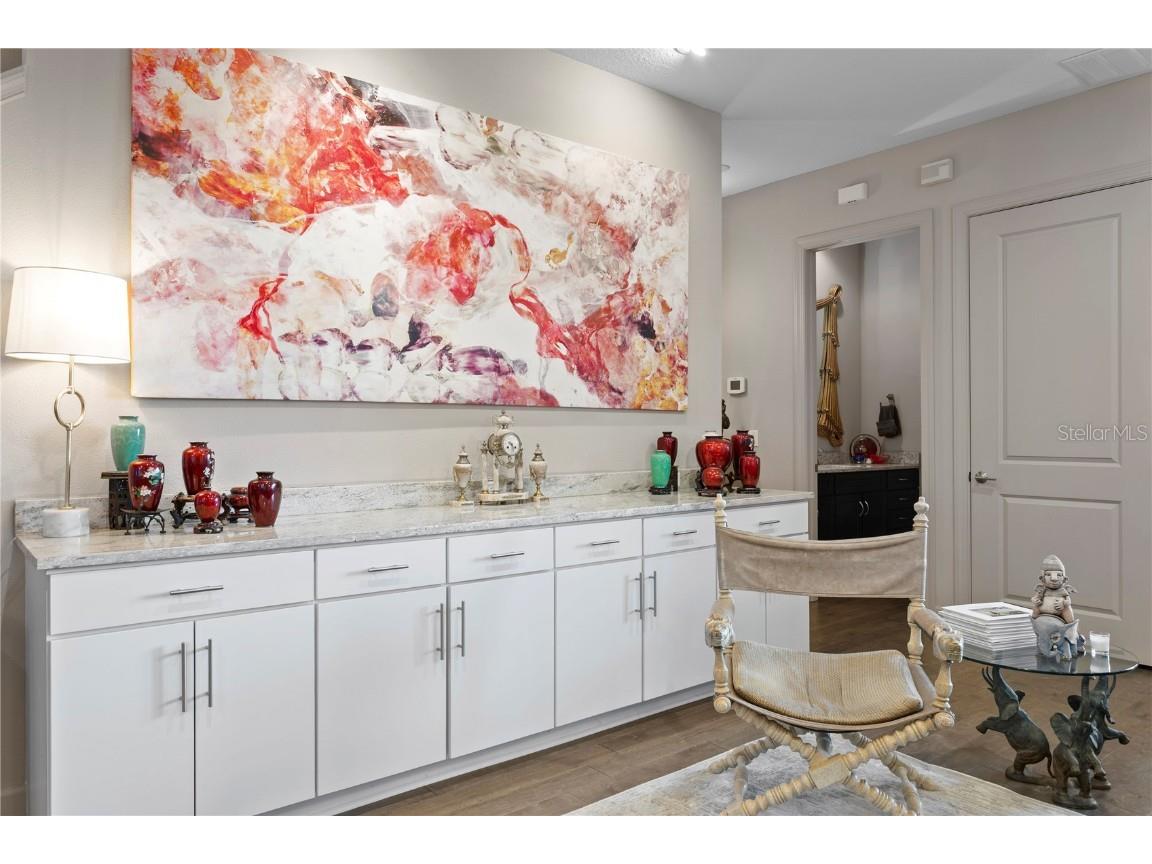 153 5th Avenue NE Saint Petersburg FL 33701 TB8442119 image35