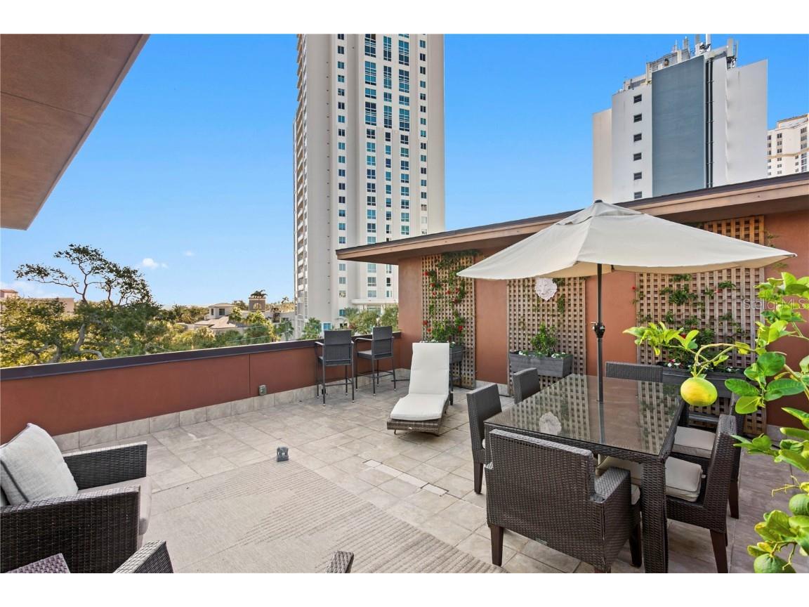 153 5th Avenue NE Saint Petersburg FL 33701 TB8442119 image48