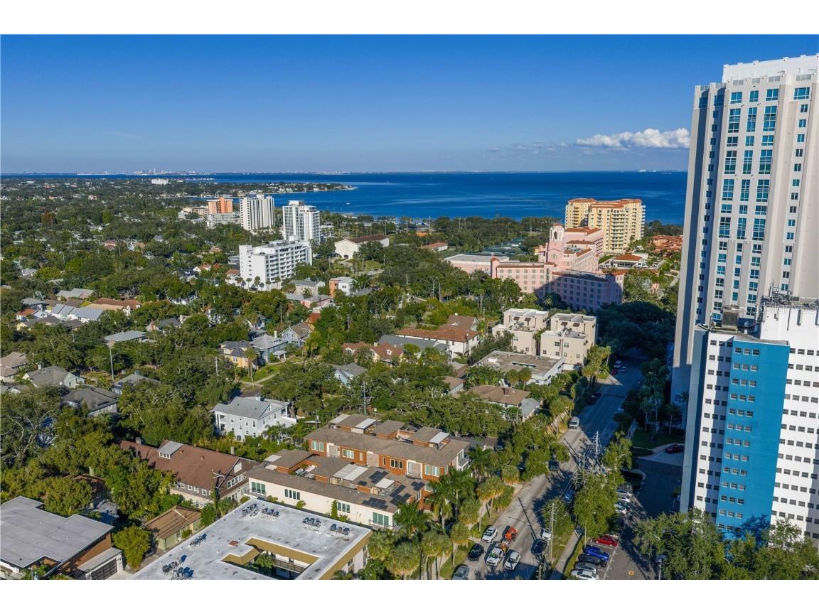 153 5th Avenue NE Saint Petersburg FL 33701 TB8442119 image68
