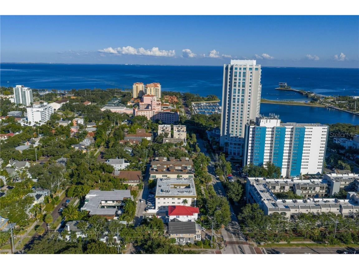 153 5th Avenue NE Saint Petersburg FL 33701 TB8442119 image74