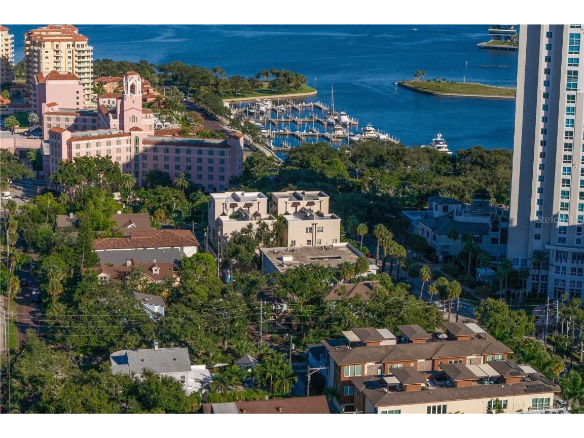 153 5th Avenue NE Saint Petersburg FL 33701 TB8442119 image75