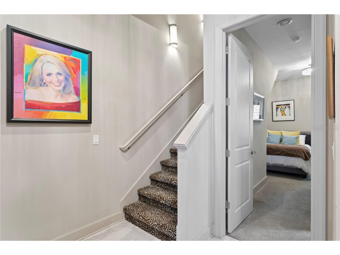 153 5th Avenue NE Saint Petersburg FL 33701 TB8442119 image8