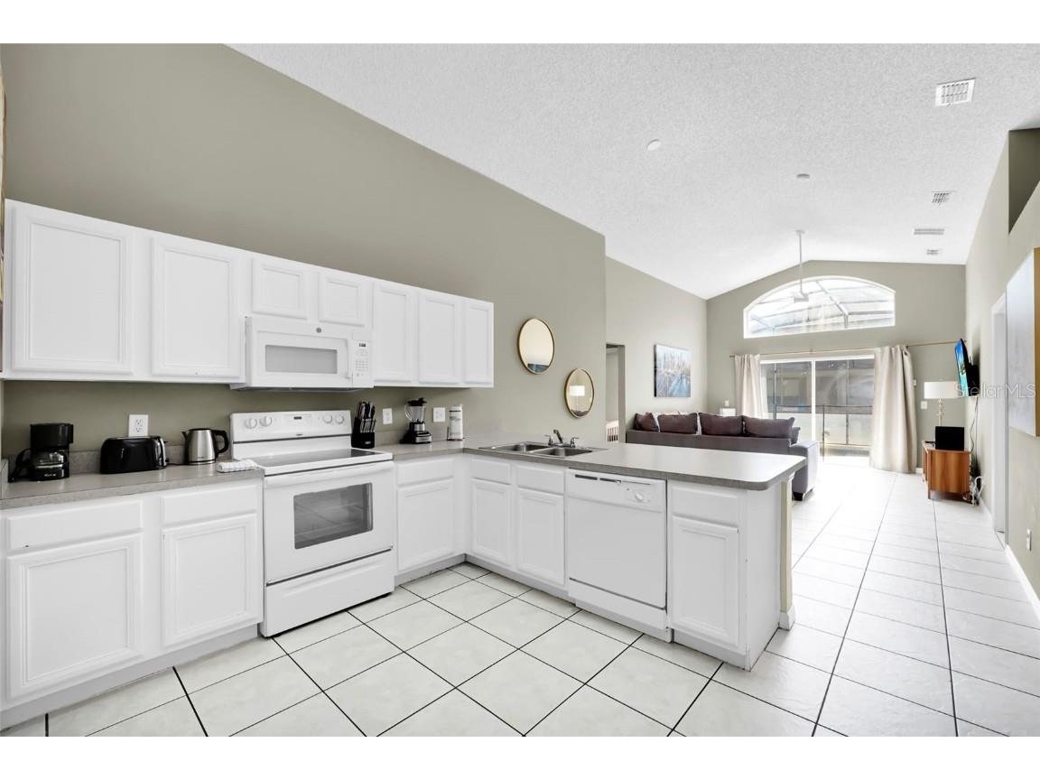 153 Barefoot Beach Way Kissimmee FL 34746 O6346517 image6