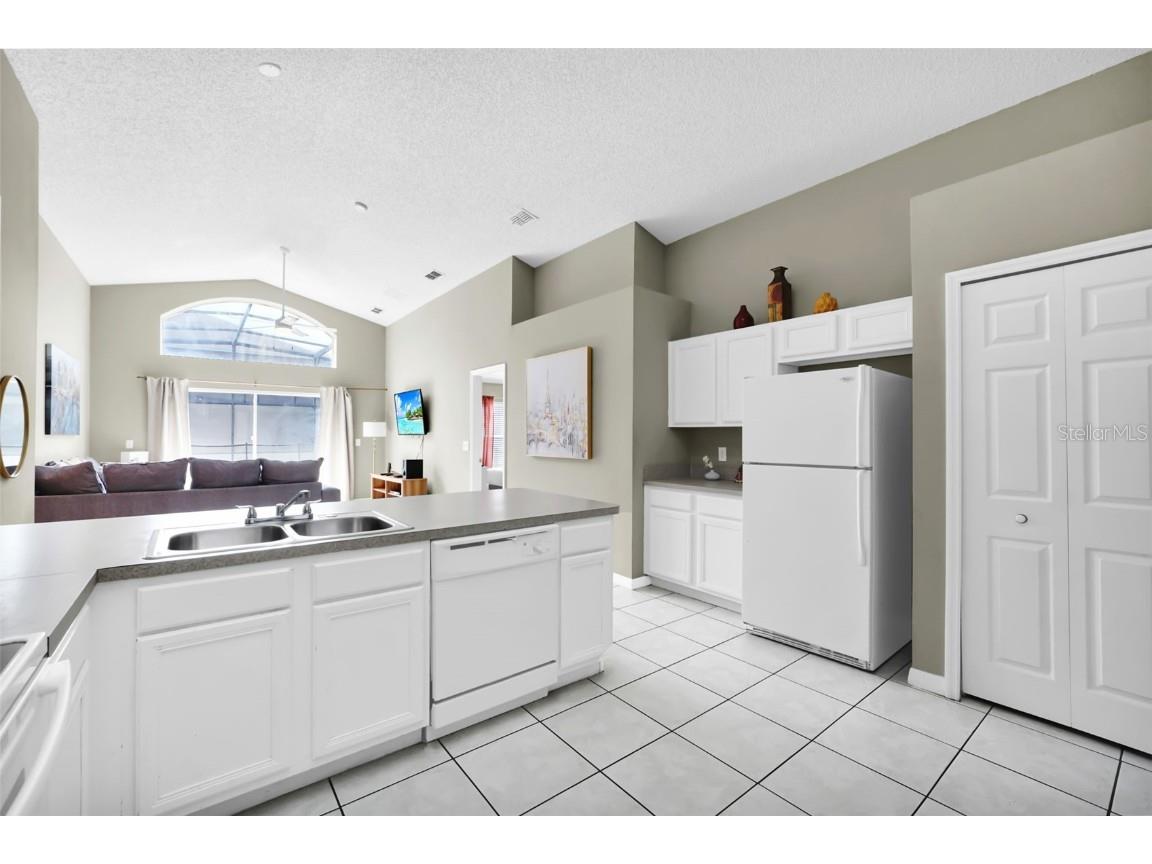 153 Barefoot Beach Way Kissimmee FL 34746 O6346517 image9