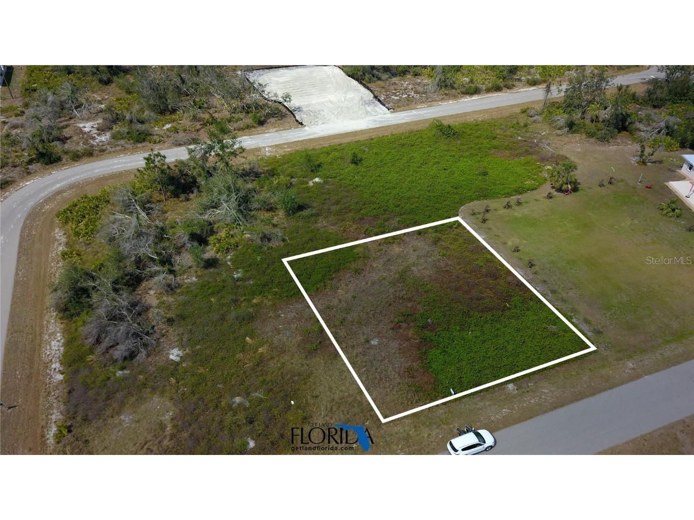 153 Jolson Court Punta Gorda FL 33982 C7453807 image1