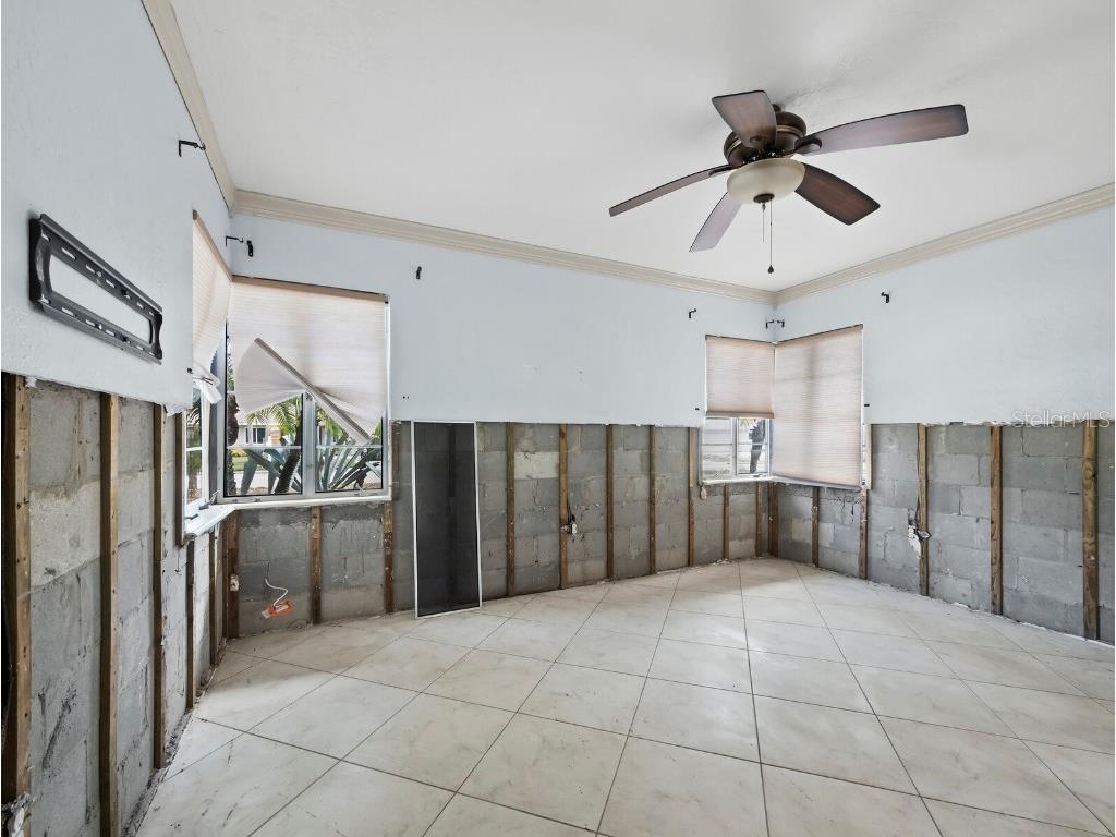 153 N Adams Drive Sarasota FL 34236 A4660166 image9