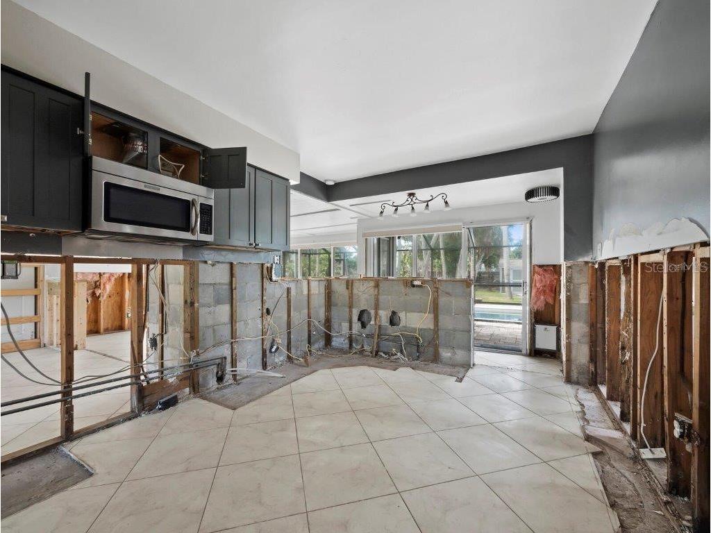 153 N Adams Drive Sarasota FL 34236 A4664793 image8