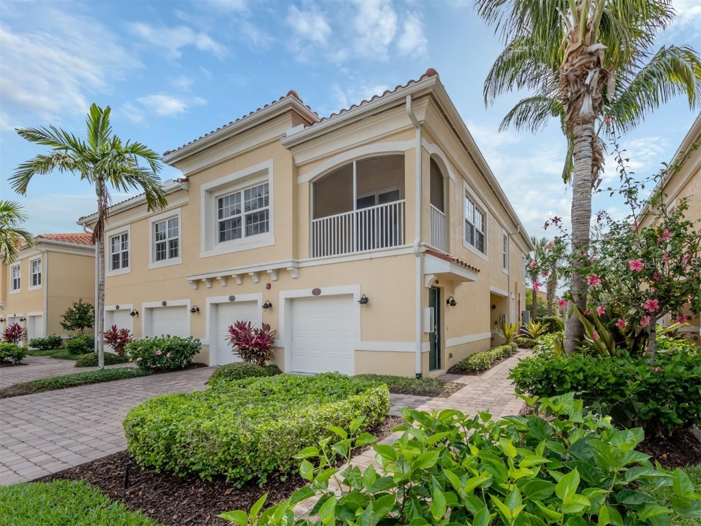 153 Navigation Circle #106 Osprey FL 34229 N6132954 image1
