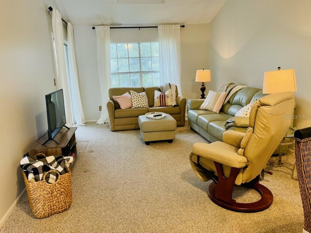 153 Sun Isle Circle Treasure Island FL 33706 TB8438439 image5