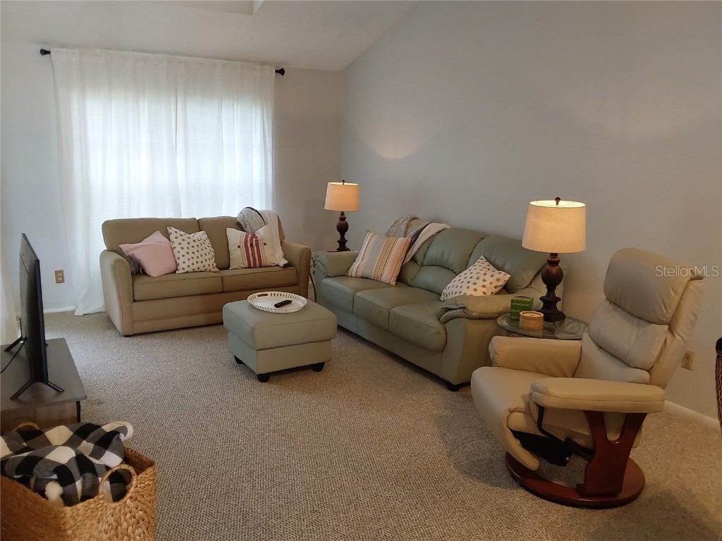 153 Sun Isle Circle Treasure Island FL 33706 TB8438439 image7