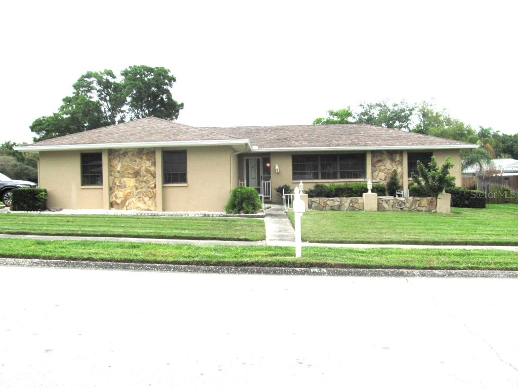 153 Sunward Avenue Palm Harbor FL 34684 U8235199 image1