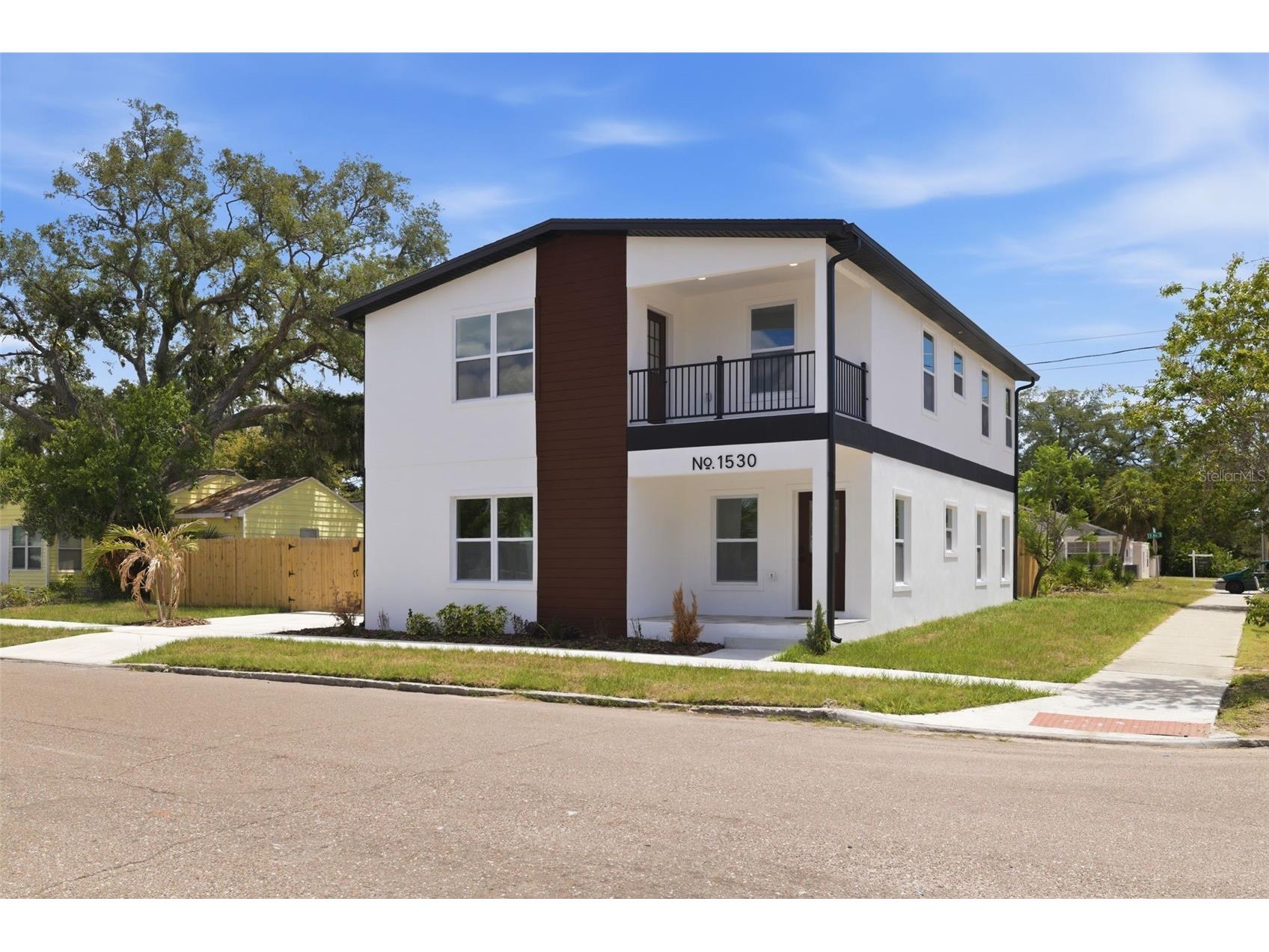 1530 12th Avenue S Saint Petersburg FL 33705 TB8508957 image1