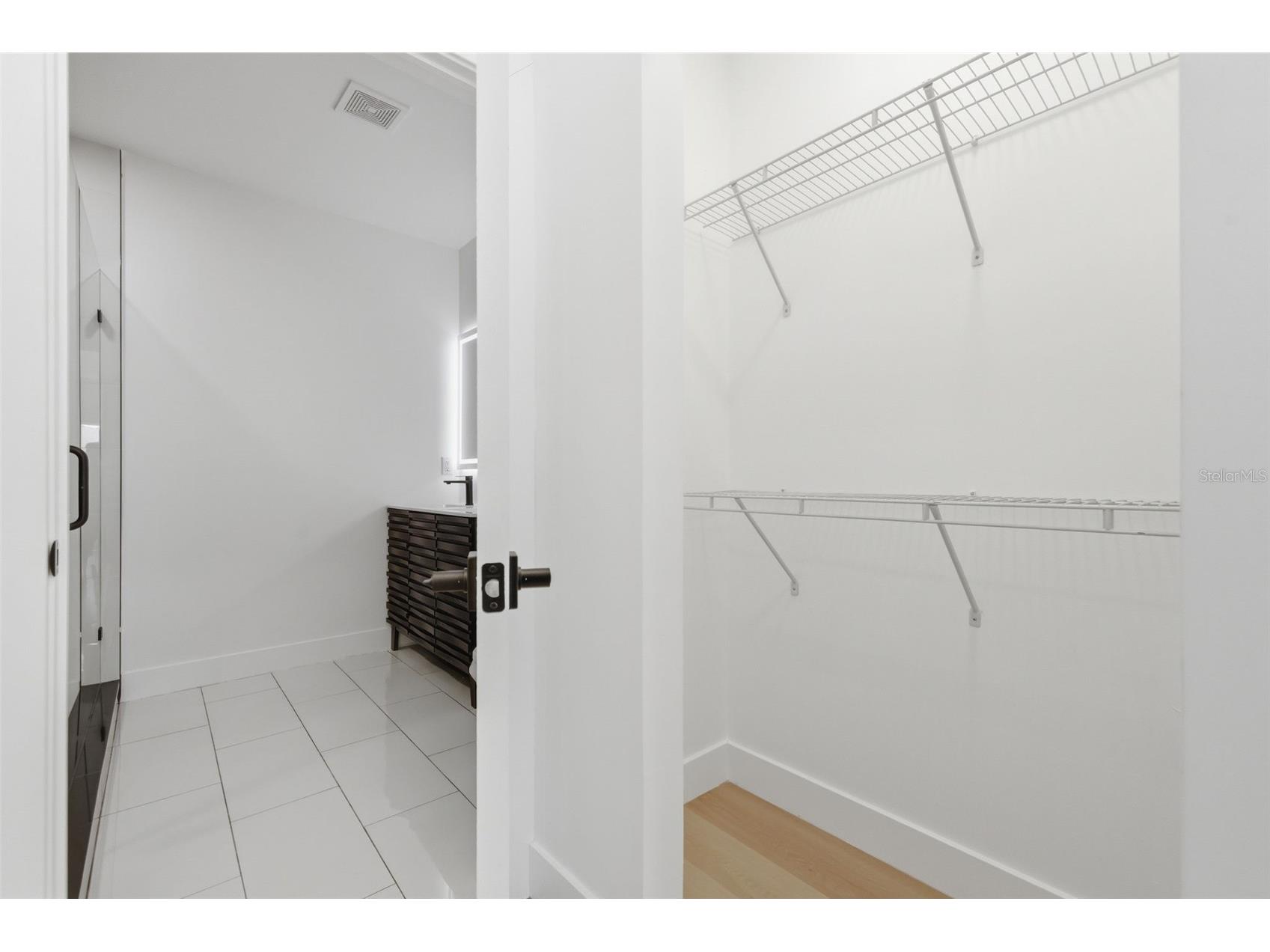 1530 12th Avenue S Saint Petersburg FL 33705 TB8508957 image16