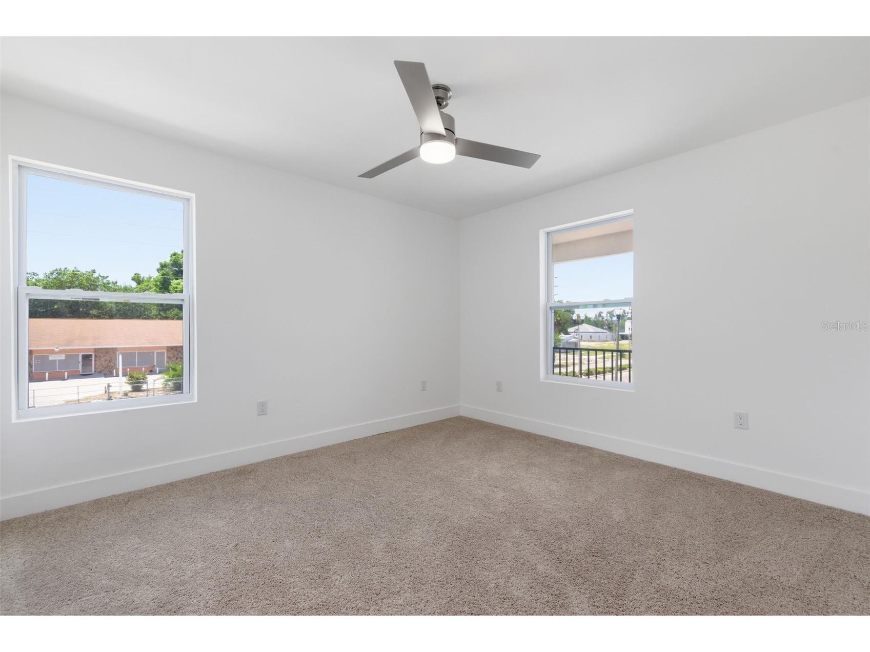 1530 12th Avenue S Saint Petersburg FL 33705 TB8508957 image24