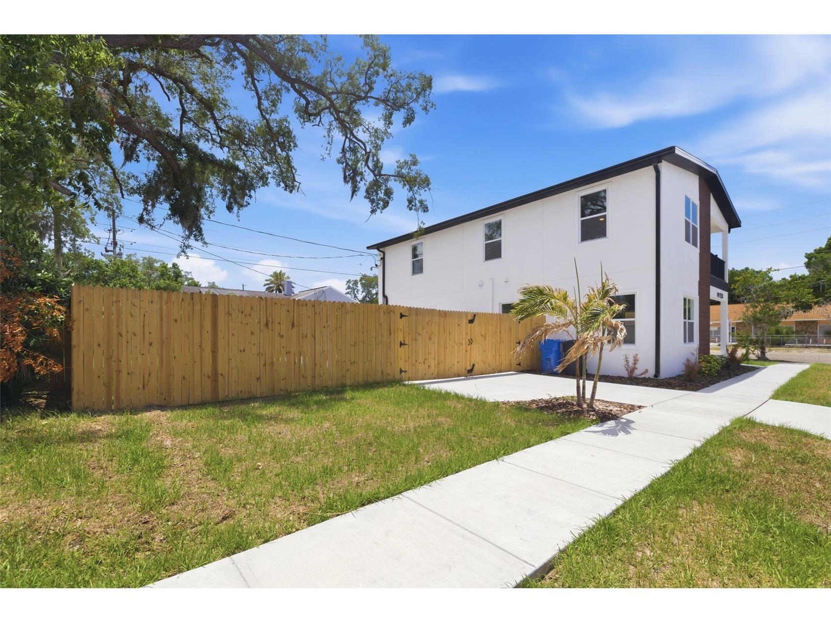 1530 12th Avenue S Saint Petersburg FL 33705 TB8508957 image28