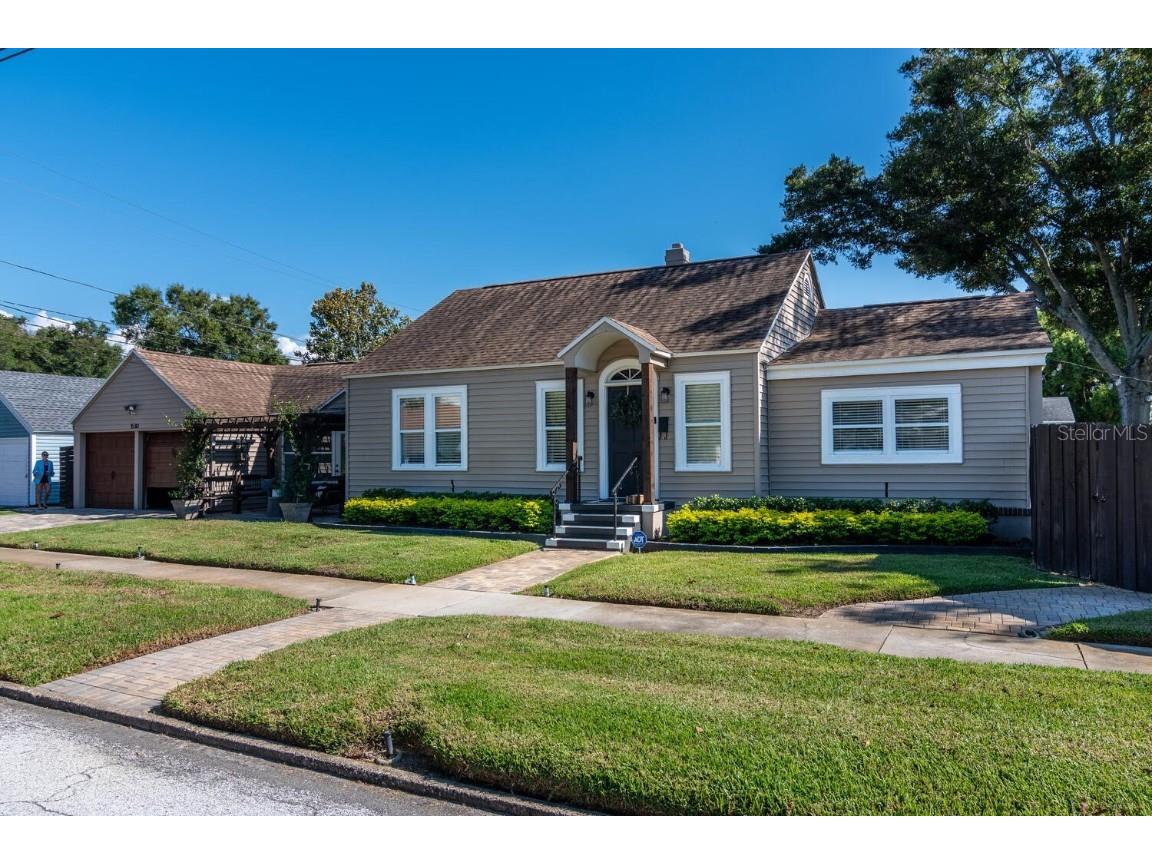 1530 24th Avenue N Saint Petersburg FL 33704 U8213161 image1