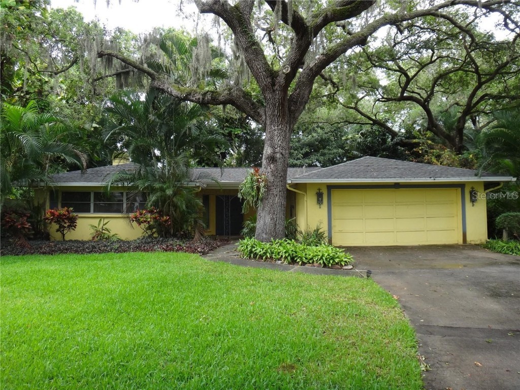 1530 Eastbrook Drive Sarasota FL 34231 A4533780 image1