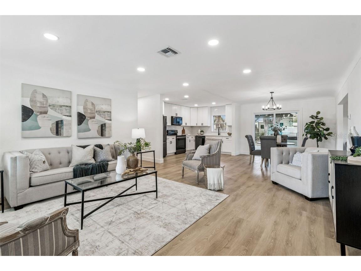 1530 Erin Lane Clearwater FL 33755 TB8452759 image4