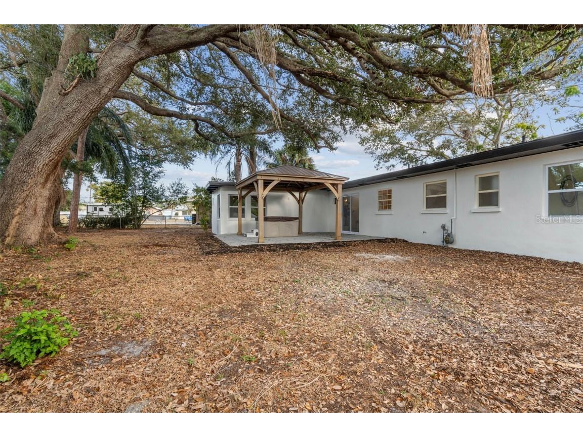 1530 Erin Lane Clearwater FL 33755 TB8452759 image40