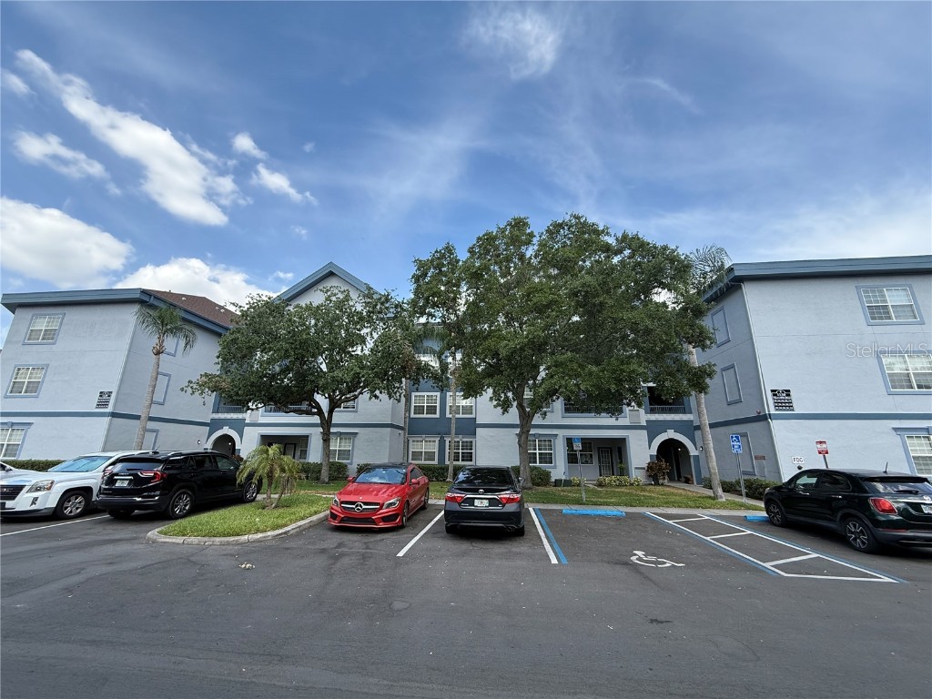 1530 Villa Capri Circle #302 Odessa FL 33556 TB8380290 image1