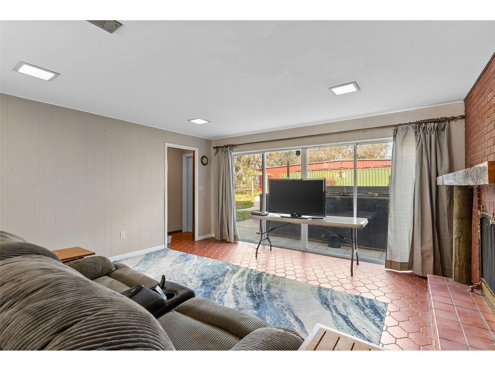 15300 Lake Iola Road Dade City FL 33523 L4960073 image36