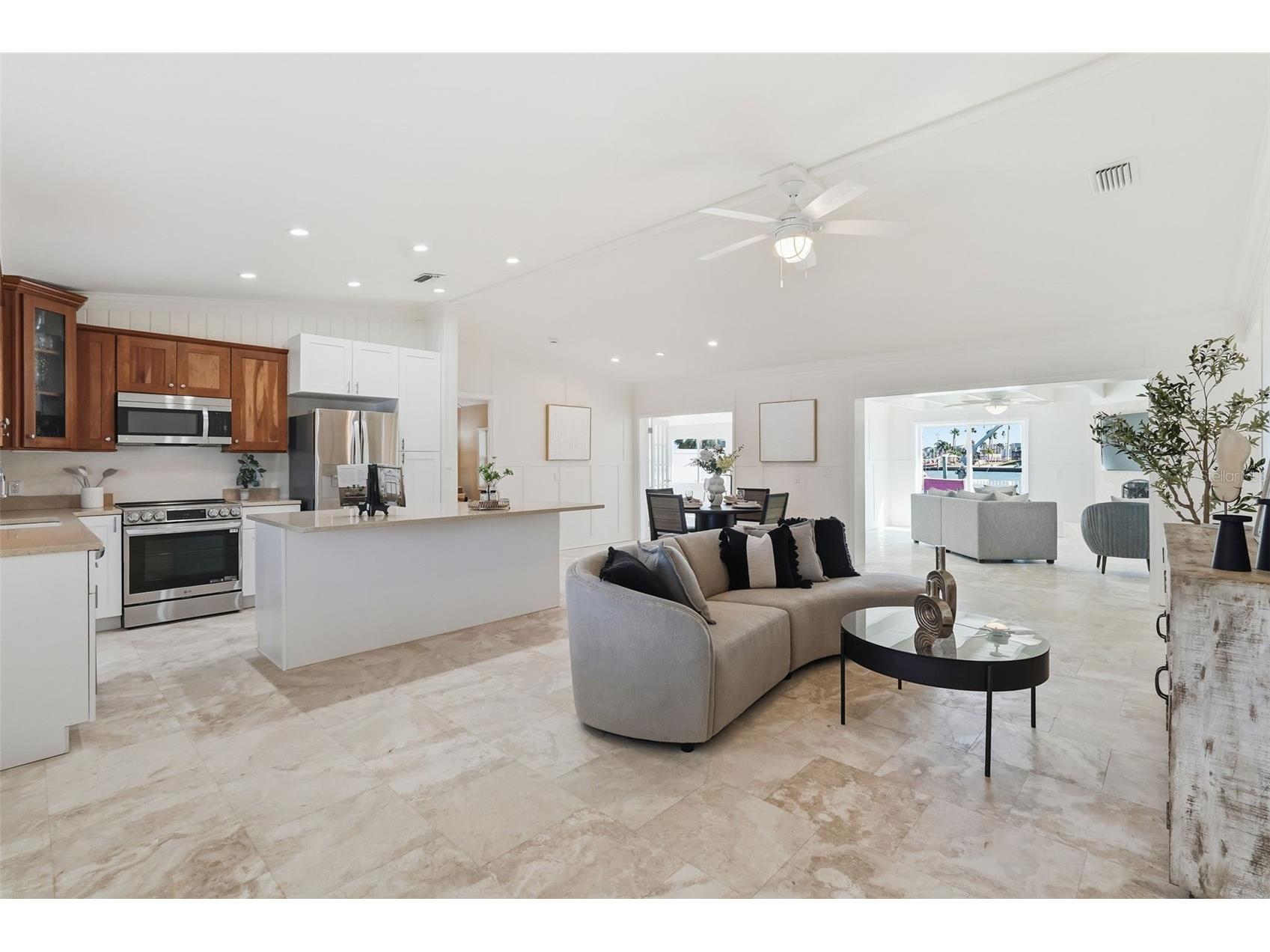 15302 Harbor Drive Madeira Beach FL 33708 TB8433038 image8