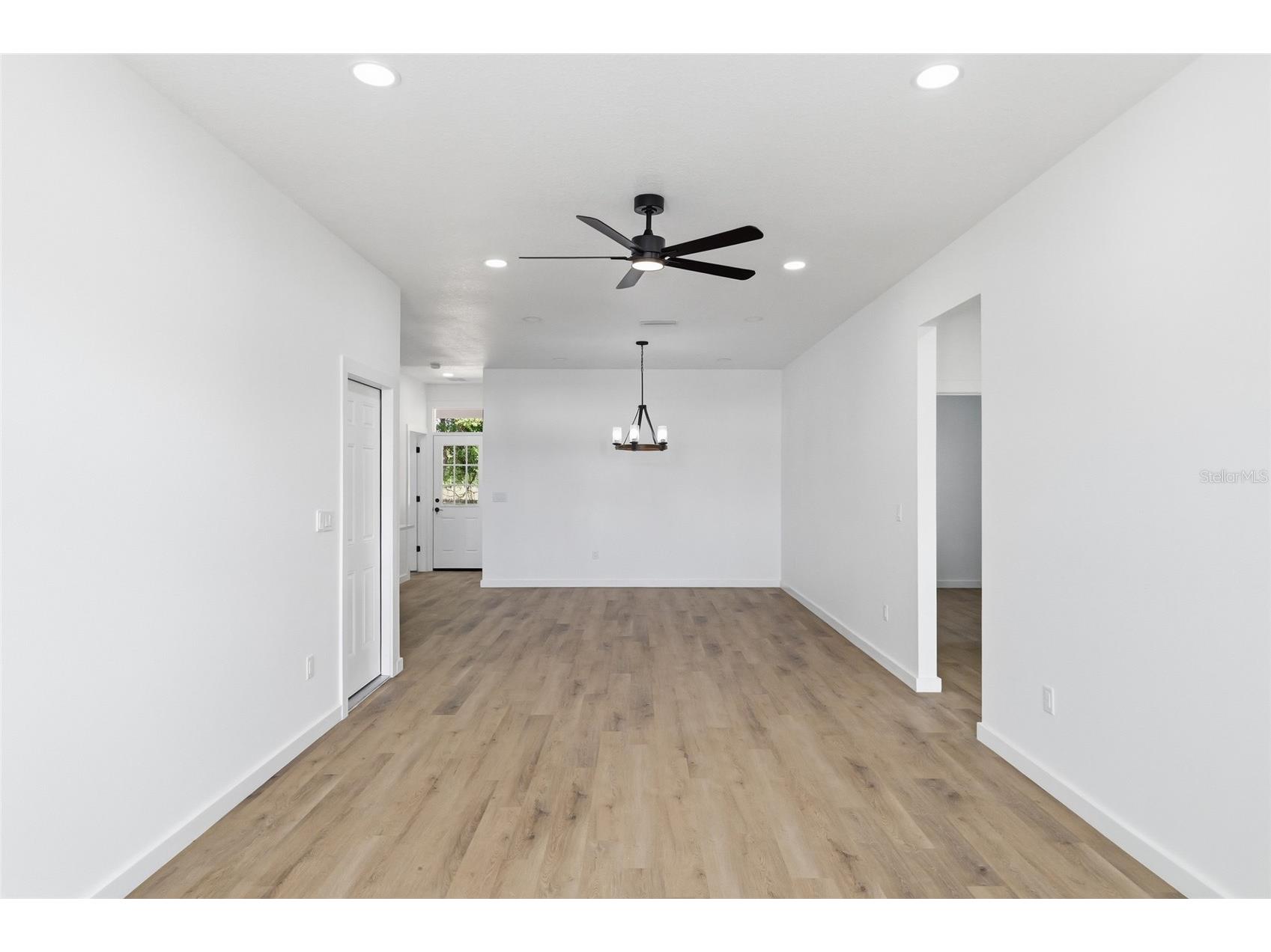 15304 16th Street Dade City FL 33523 TB8454092 image11